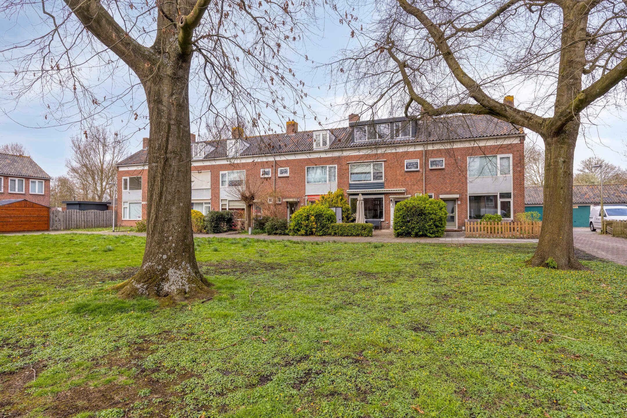 Foto 6 van Johan van Oldenbarneveldtlaan 48