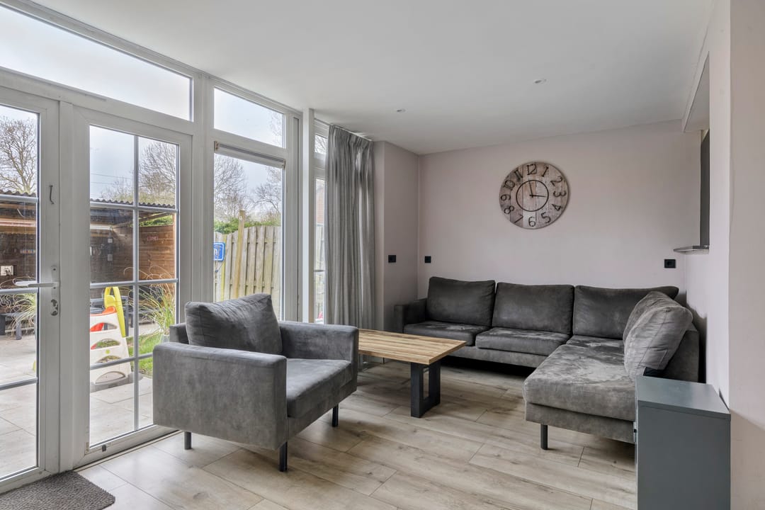 Foto 2 van Johan van Oldenbarneveldtlaan 48