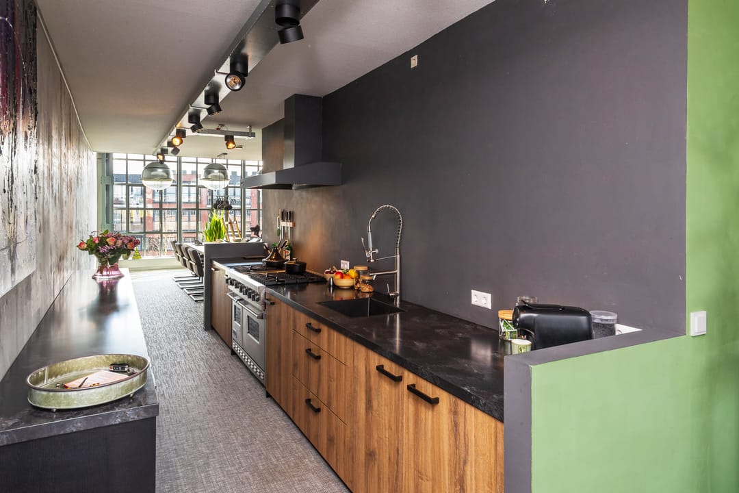 Unique Monumental Loft with River Views and Private Boat Slip — 13