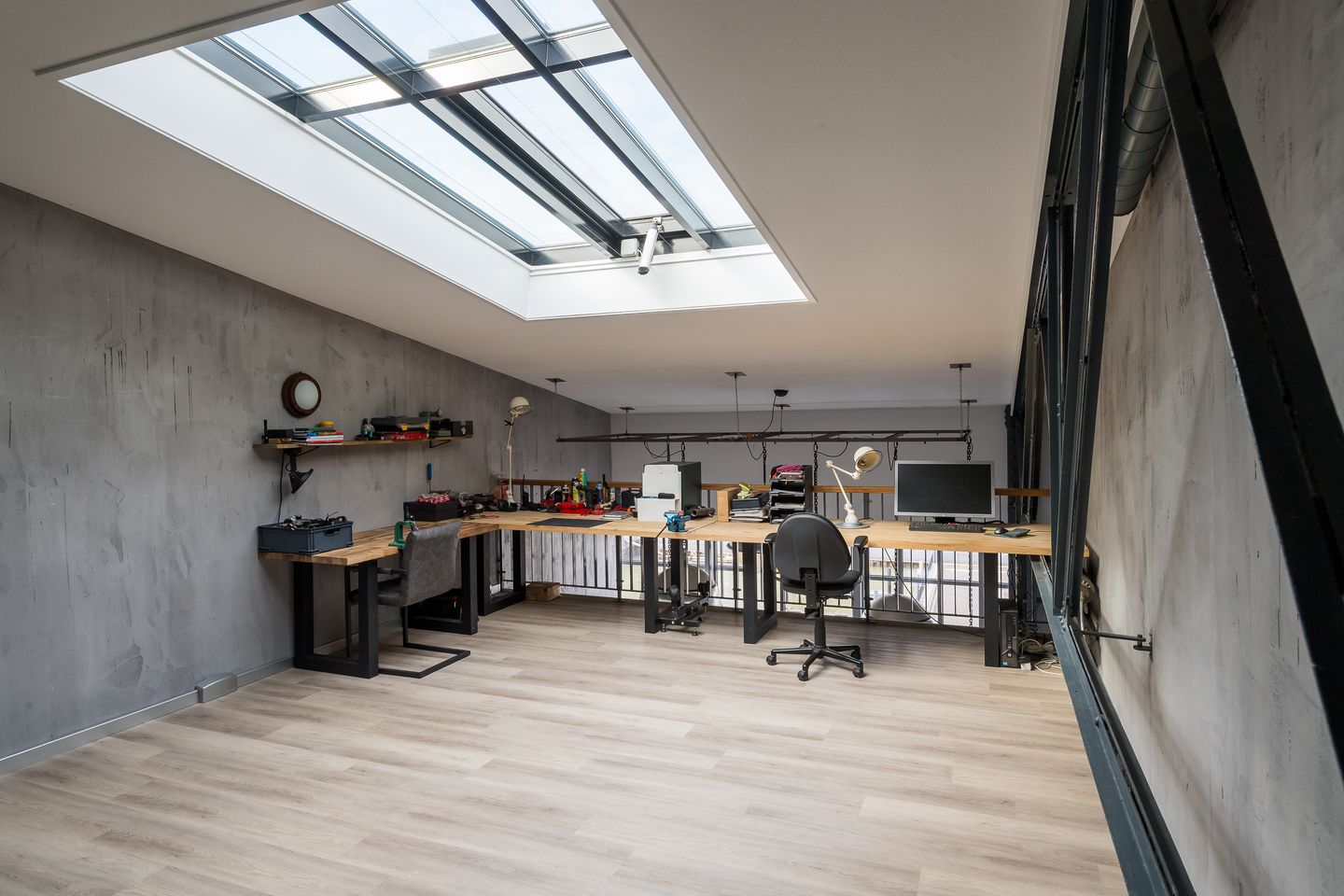 Unique Monumental Loft with River Views and Private Boat Slip — 20
