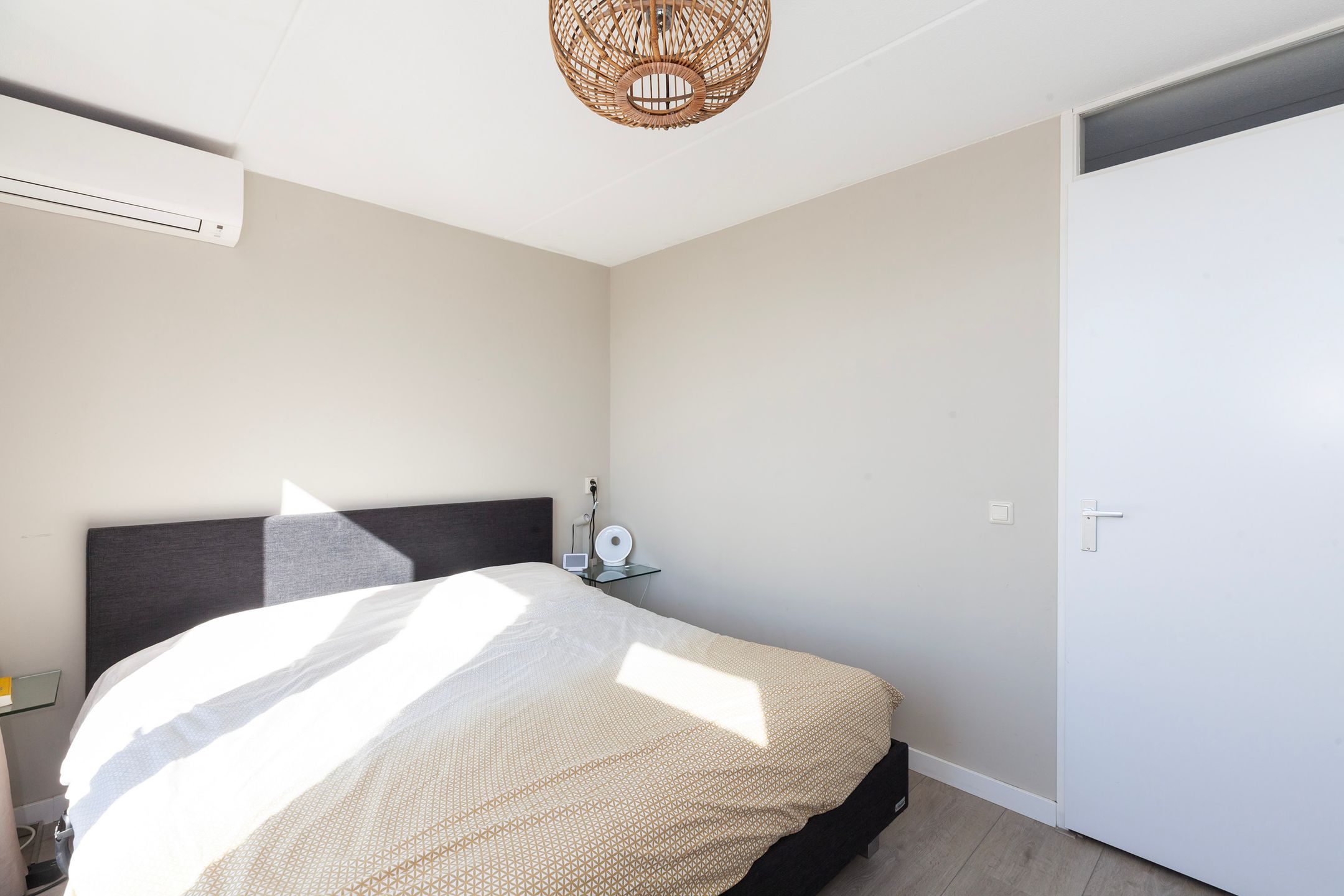 Foto 30 van Egbert van 't Oeverstraat 4