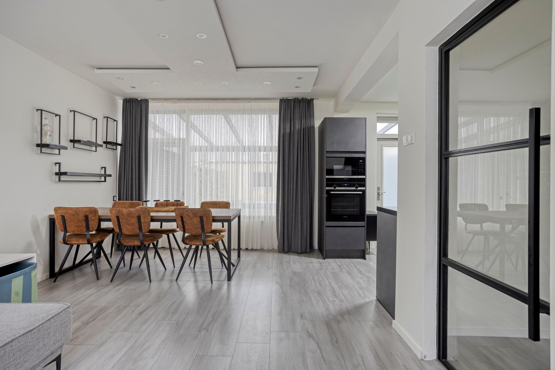 Foto 12 van Mahlerstraat 81