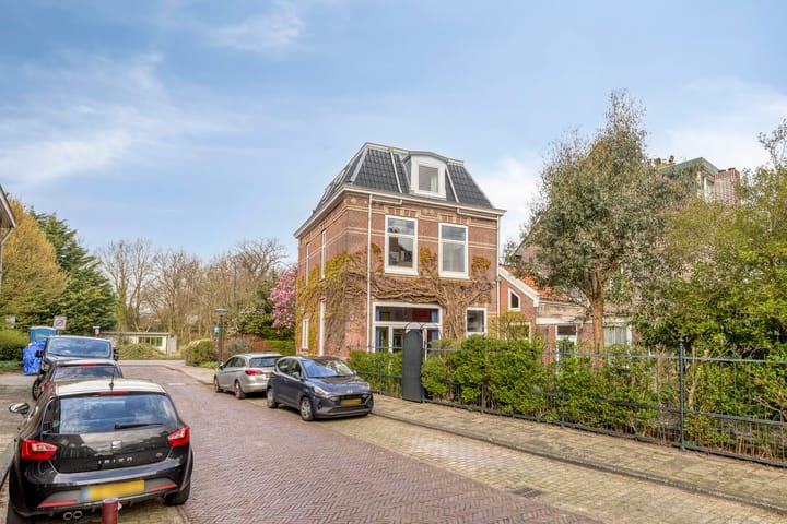 Photo 2 of Zijlsingel 73