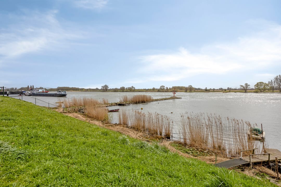 Photo 32 of Rivierdijk 796