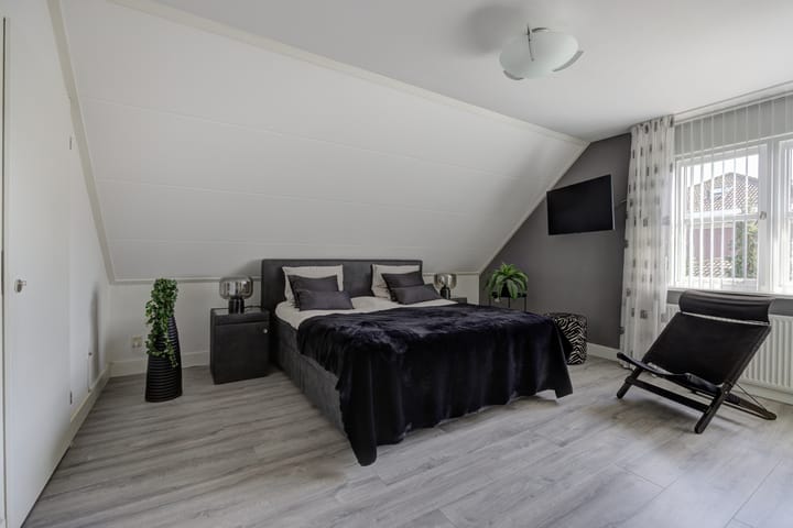 Foto 3 van Zwaluw 102