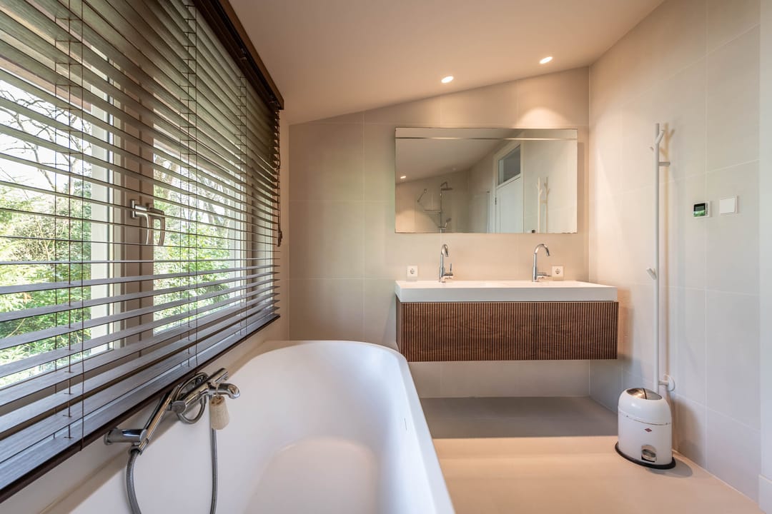 Completely Renovated Split-Level Villa with Southwest Garden Oasis in Aerdenhout — 38