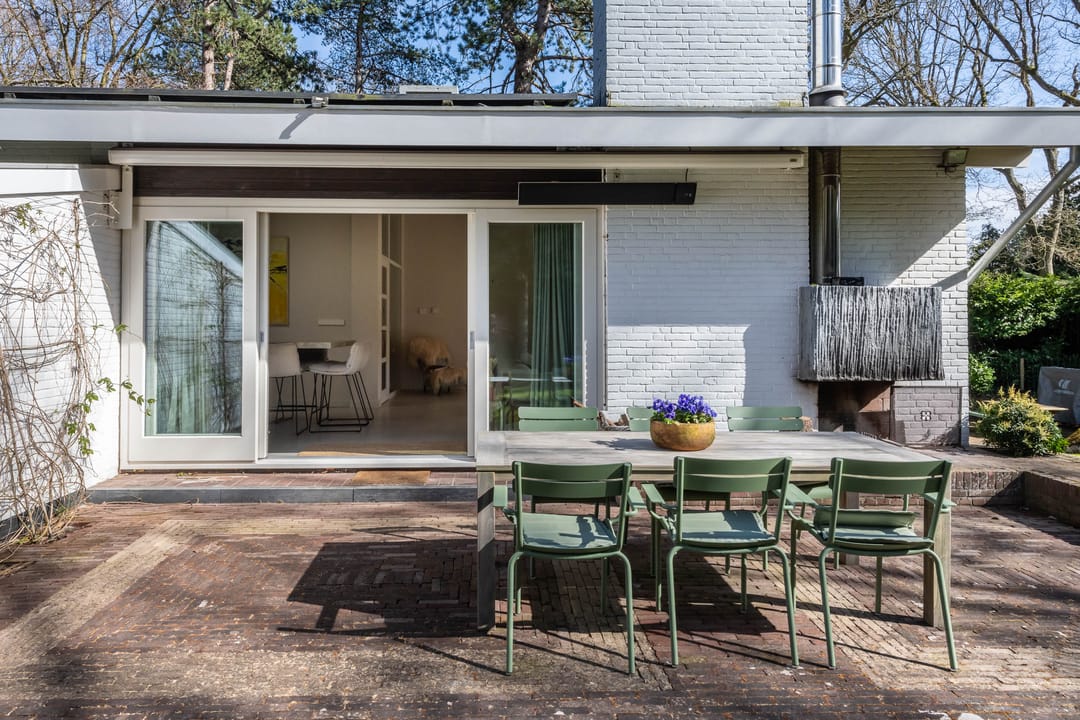 Completely Renovated Split-Level Villa with Southwest Garden Oasis in Aerdenhout — 43