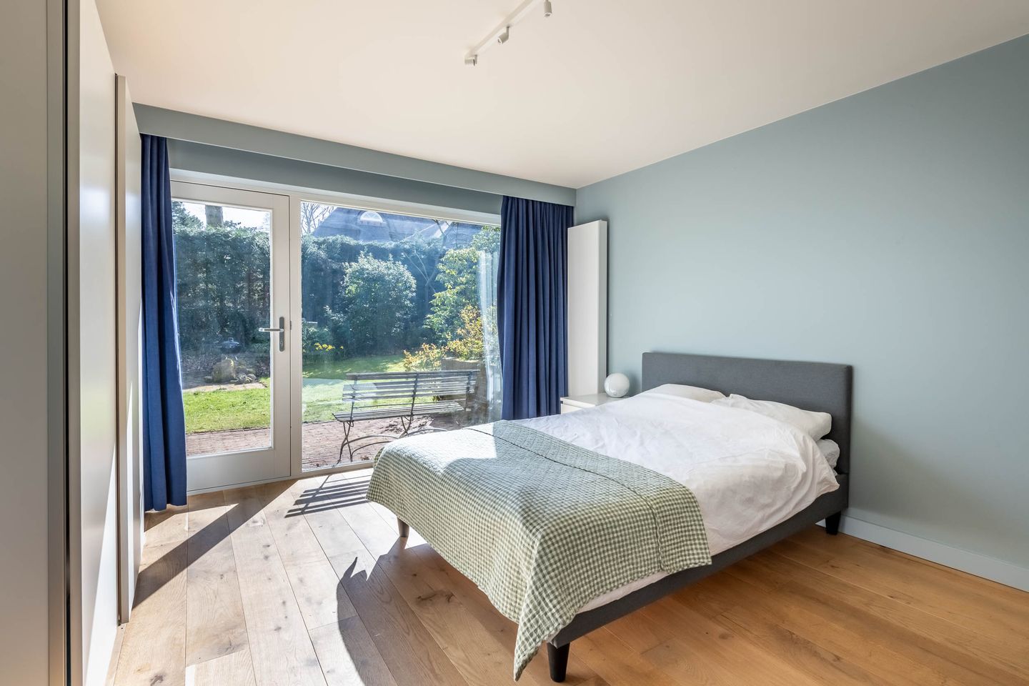 Completely Renovated Split-Level Villa with Southwest Garden Oasis in Aerdenhout — 20