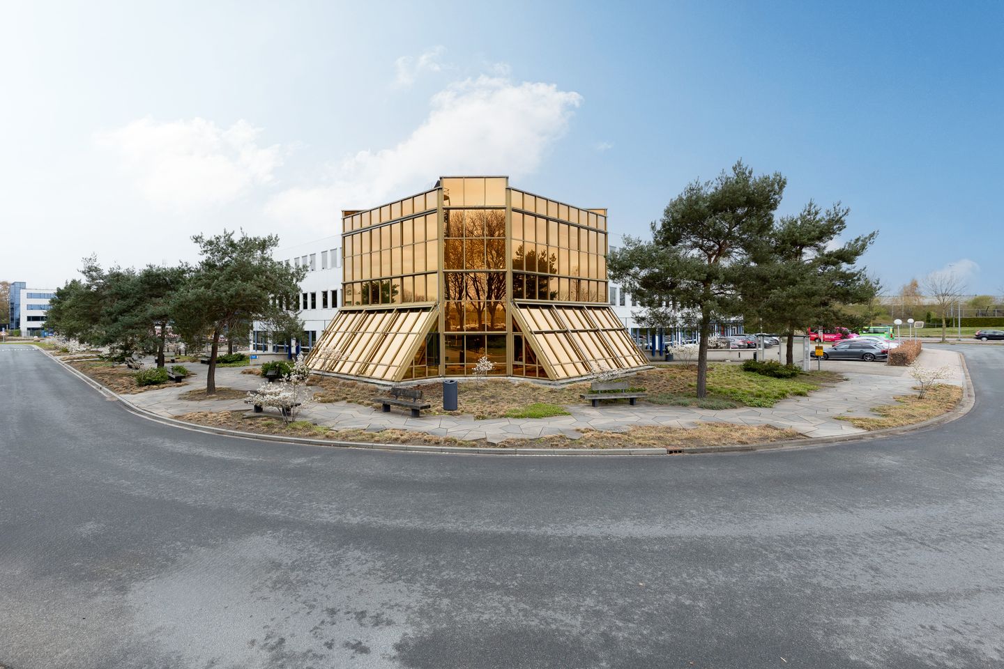 View photo 1 of De Run 1141-1157