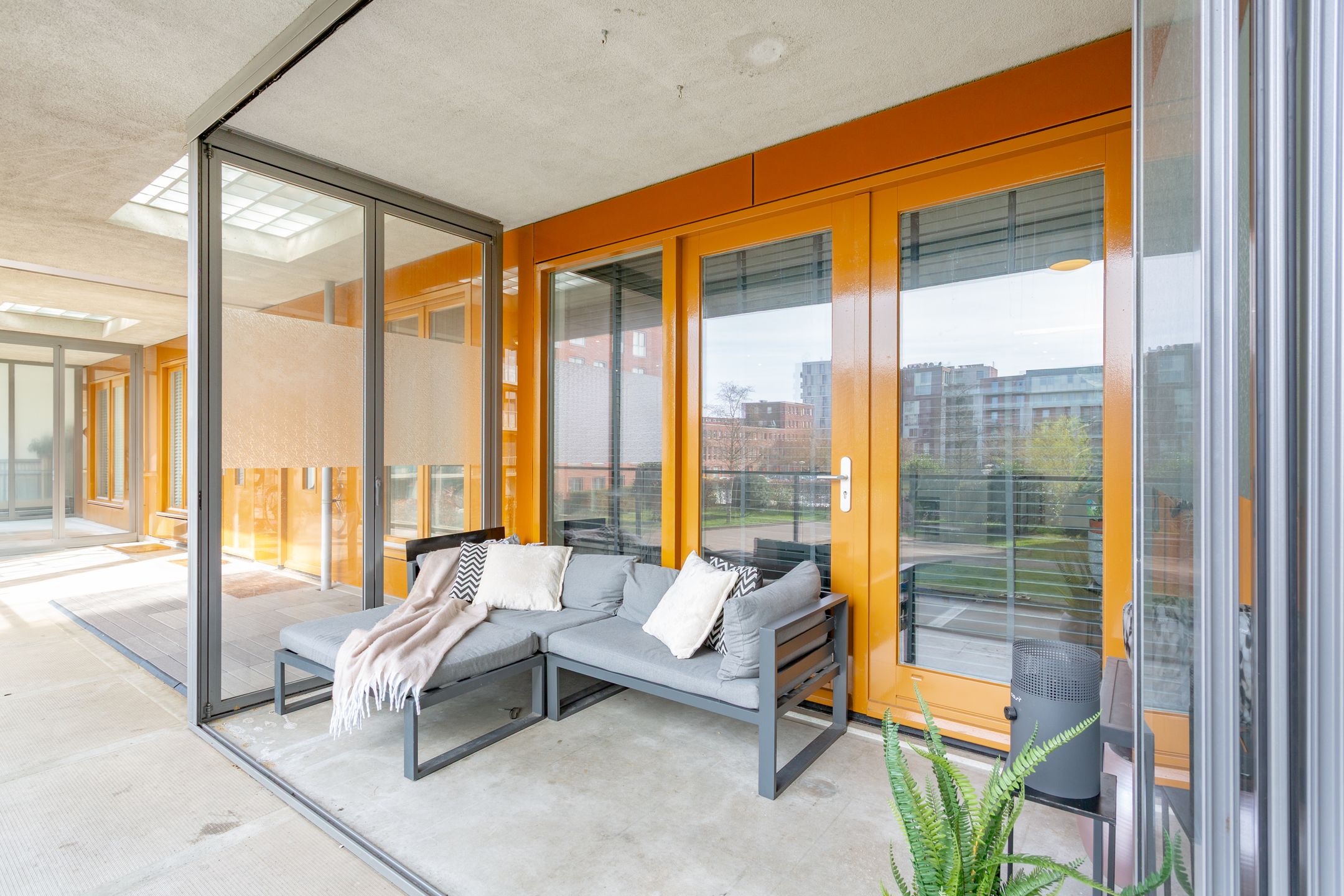 Bright 3-room apartment with sunny south-facing loggia in Amsterdam Nieuw-West — 18