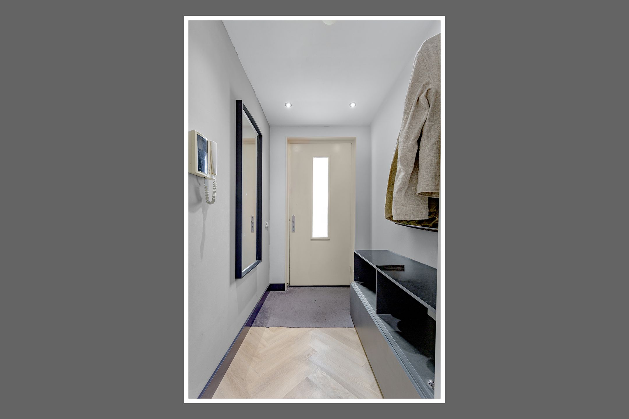 Bright 3-room apartment with sunny south-facing loggia in Amsterdam Nieuw-West — 36