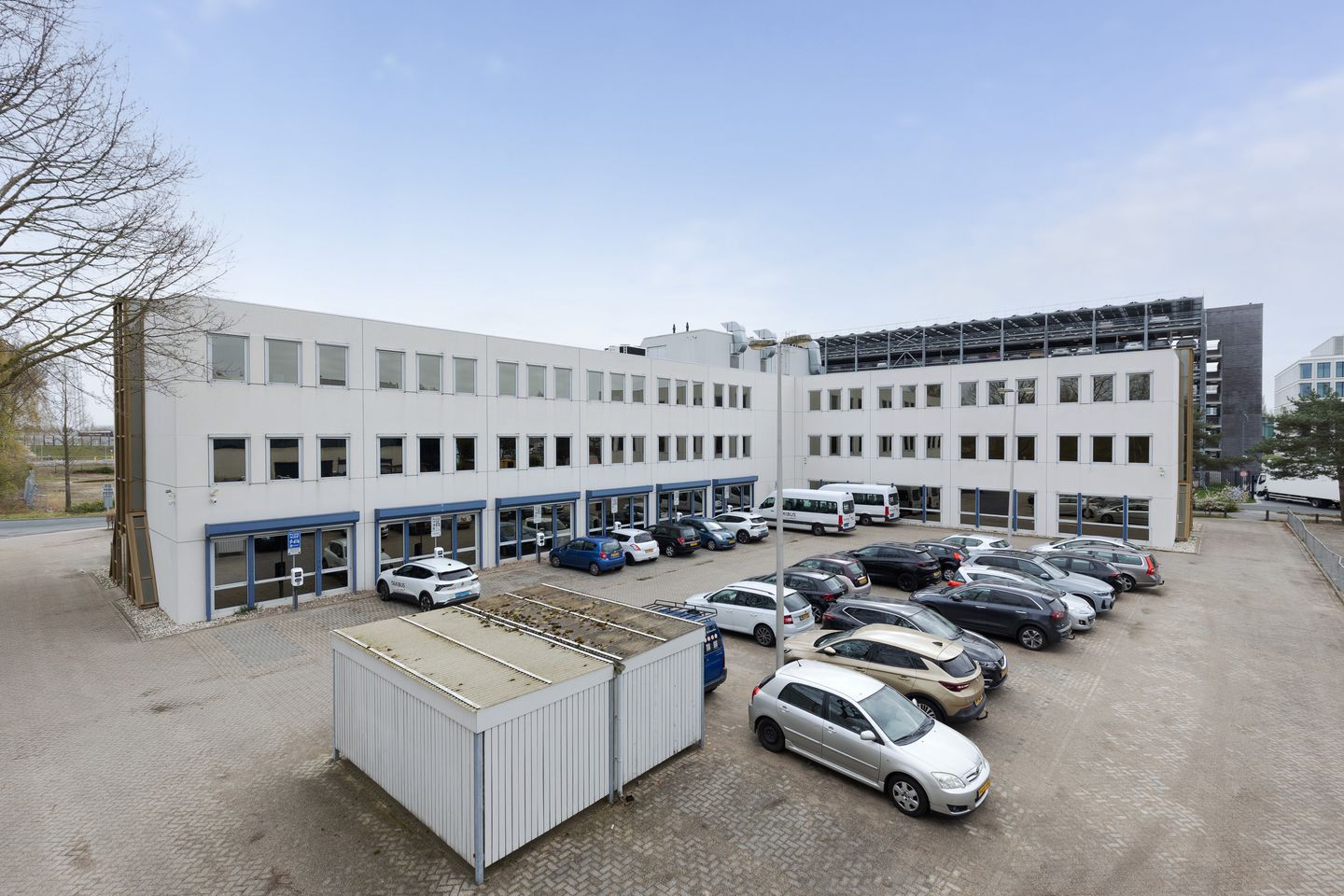 View photo 2 of De Run 1141-1157