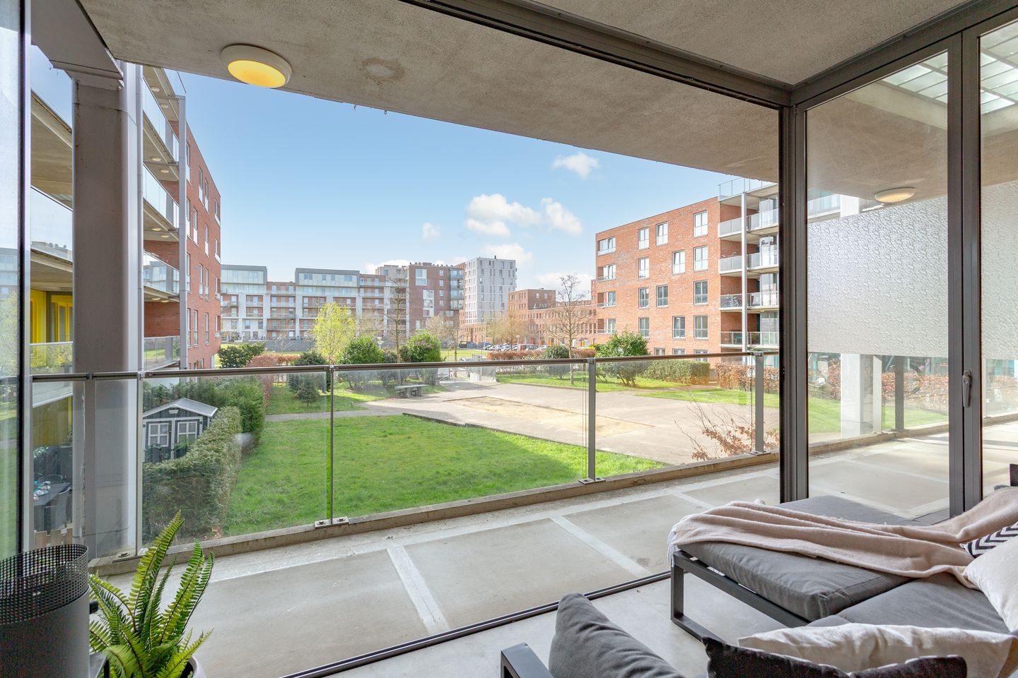 Bright 3-room apartment with sunny south-facing loggia in Amsterdam Nieuw-West — 20