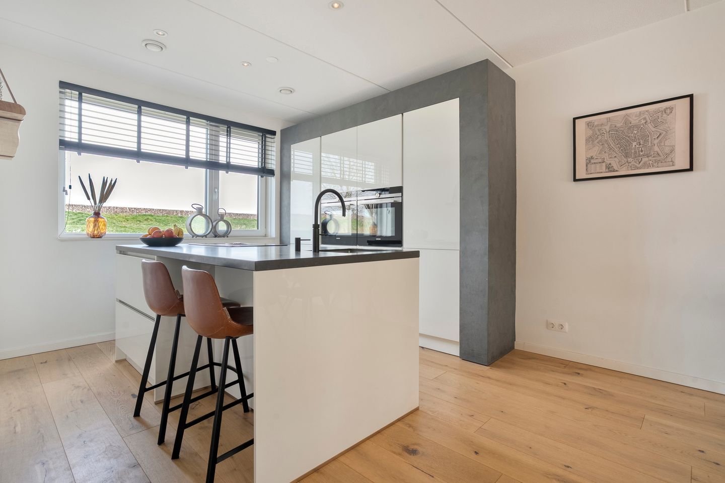Photo 4 of Voermanstraat 108