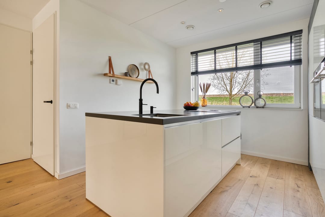 Photo 17 of Voermanstraat 108