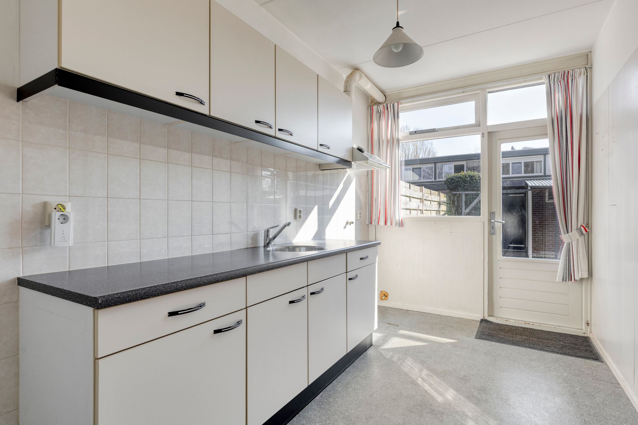 Foto 12 van Eduard Schilderinkstraat 14