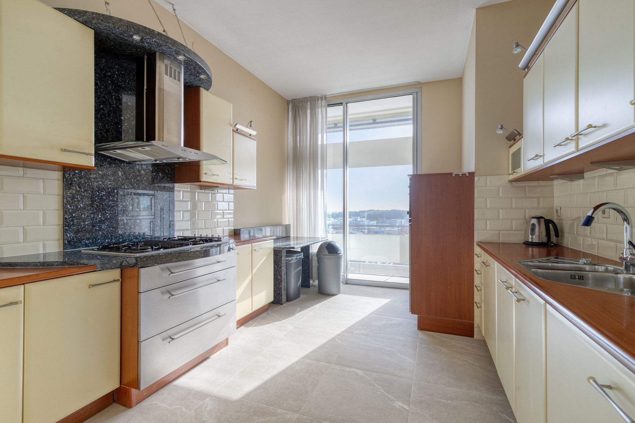 Foto 15 van Sir Winston Churchillln 283-F054