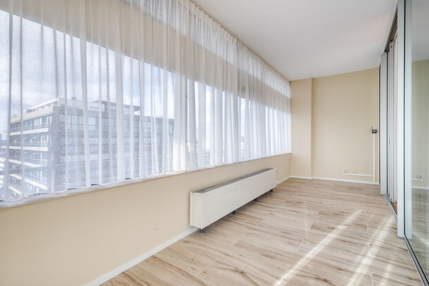 Foto 14 van Sir Winston Churchillln 283-F054