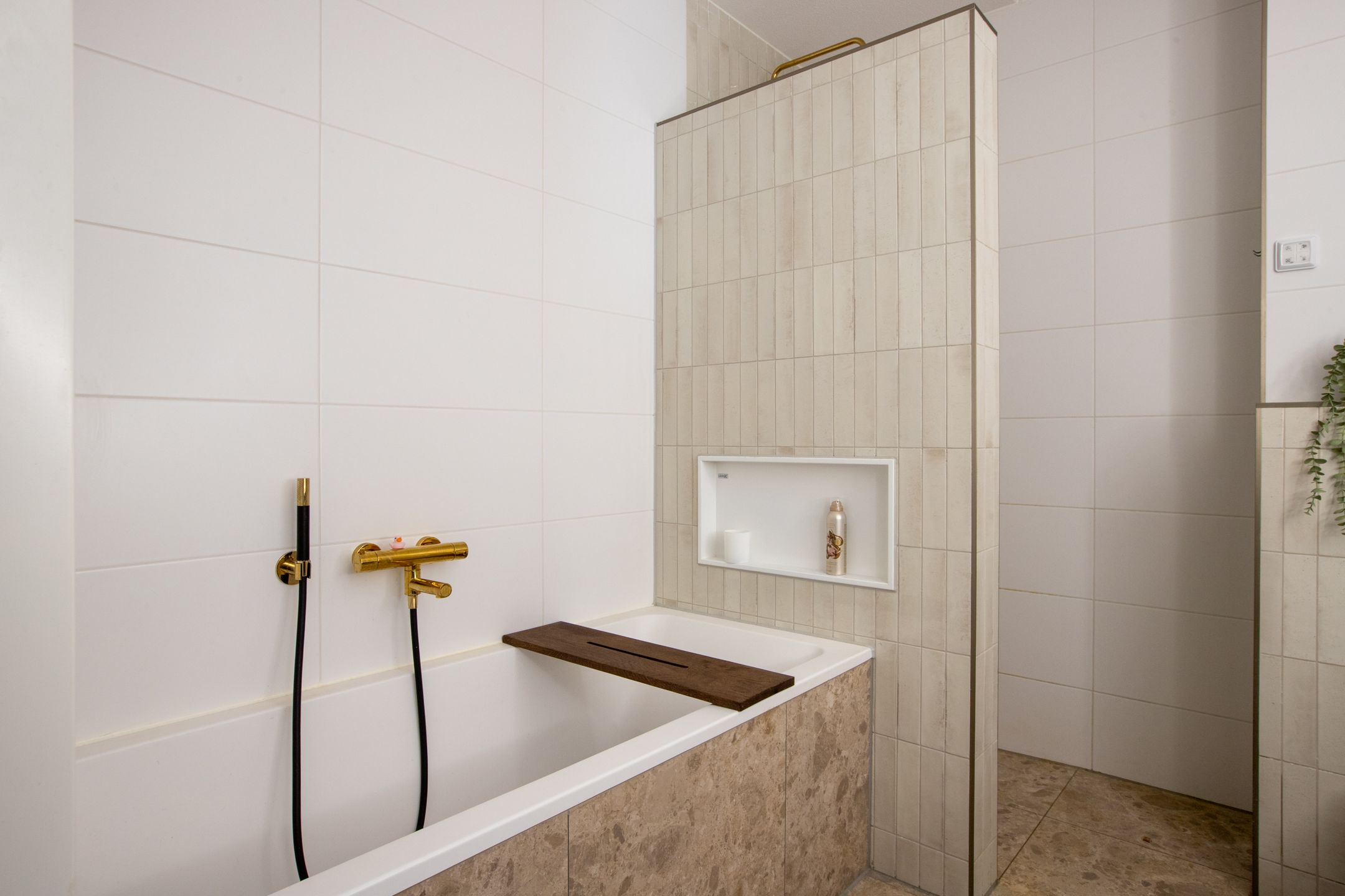 Foto 42 van Burgemeester Van Staverenstraat 3