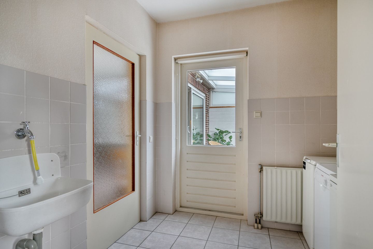 Semi-detached family home with garage and sunny garden near Schaffelaarse Bos — 34