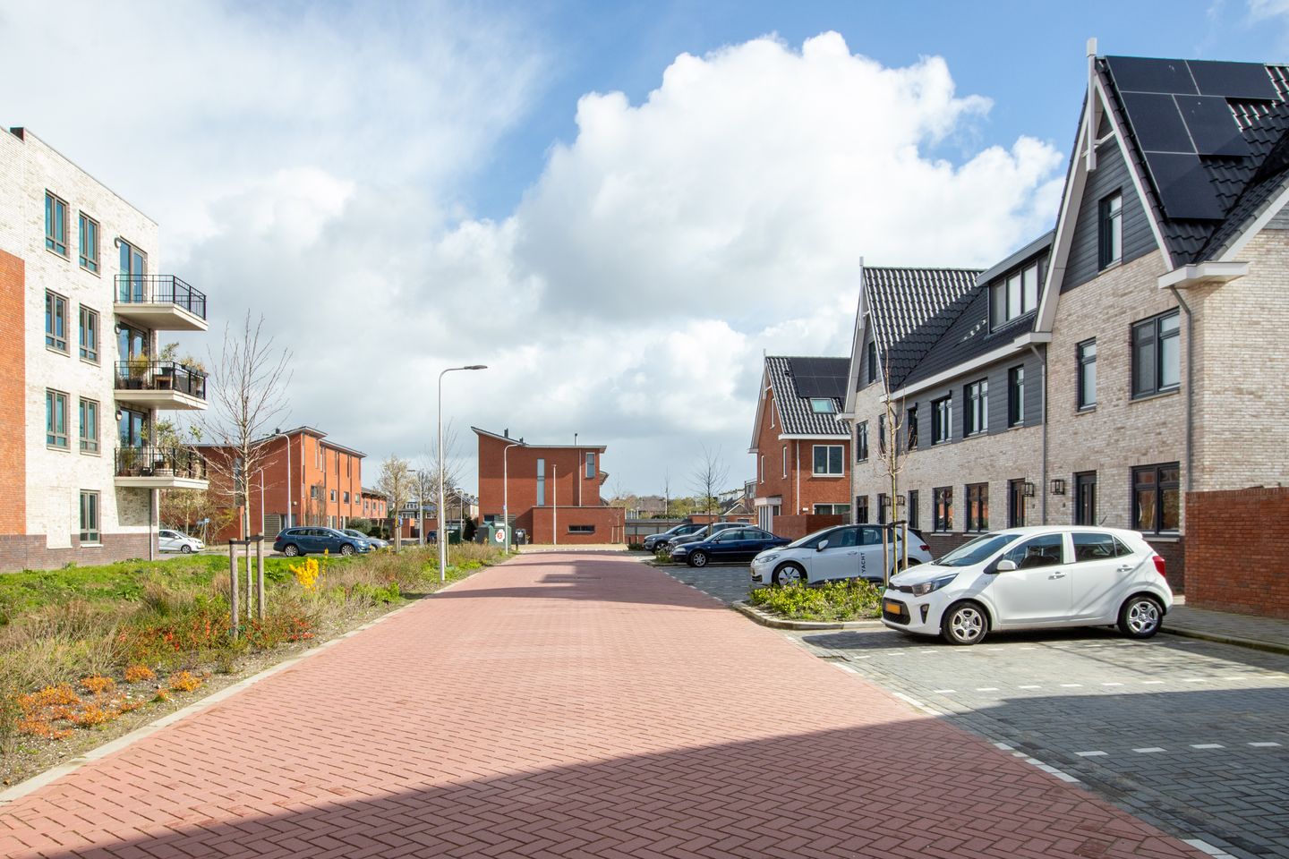 Foto 64 van Burgemeester Van Staverenstraat 3