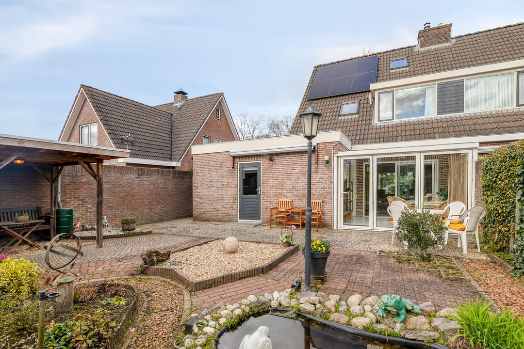 Semi-detached family home with garage and sunny garden near Schaffelaarse Bos — 32