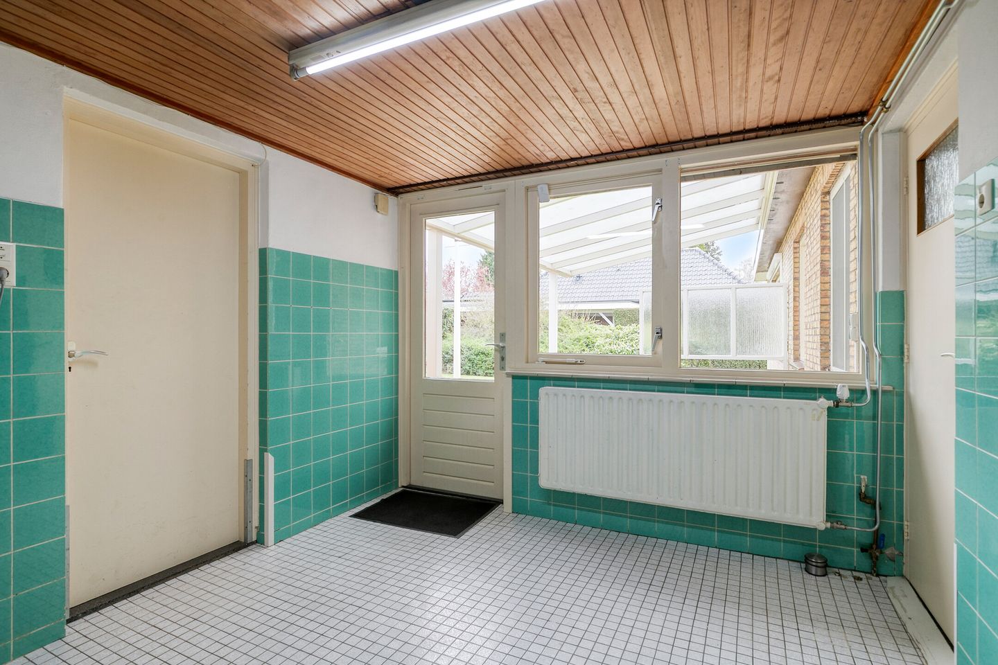 Detached Bungalow with Potential on Spacious Plot in Empel — 19
