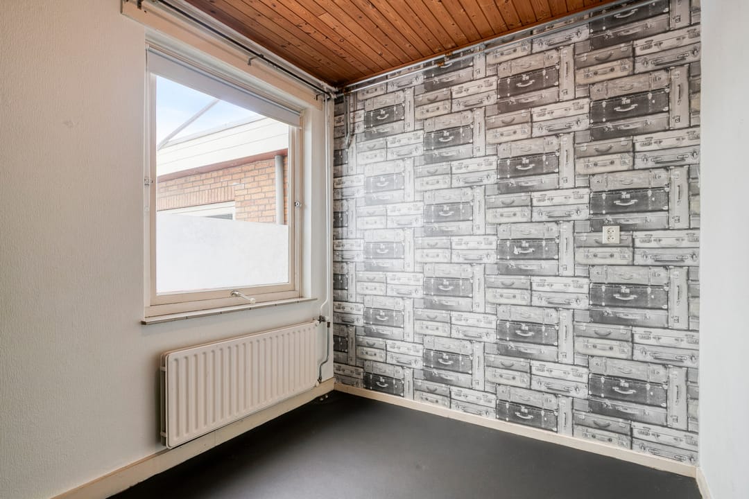 Detached Bungalow with Potential on Spacious Plot in Empel — 16