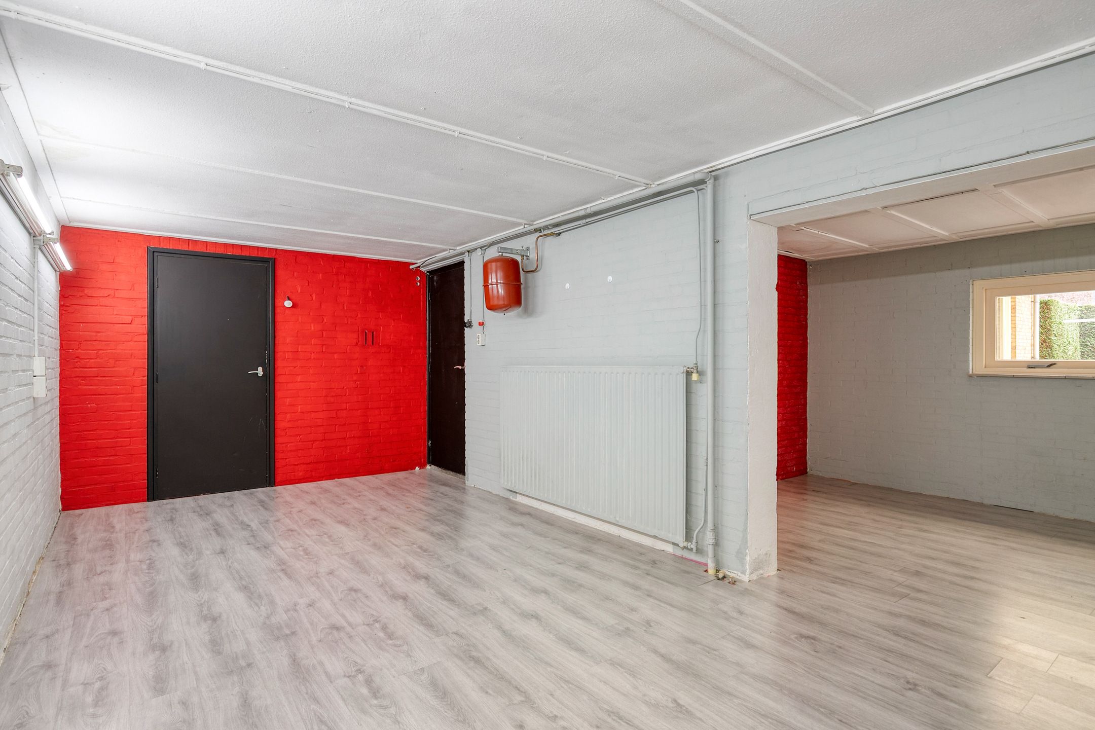 Detached Bungalow with Potential on Spacious Plot in Empel — 21