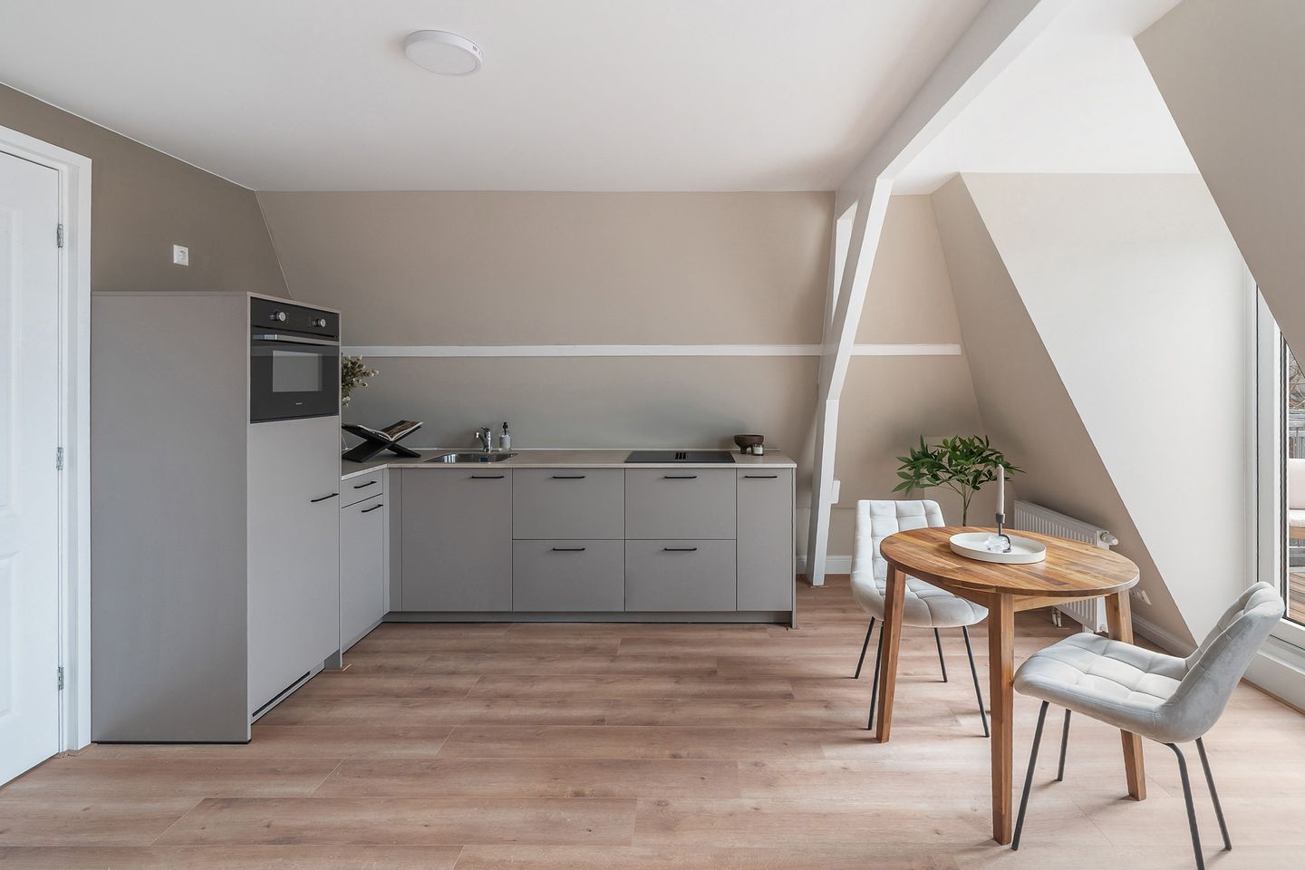 Photo 5 of Fahrenheitstraat 100-B