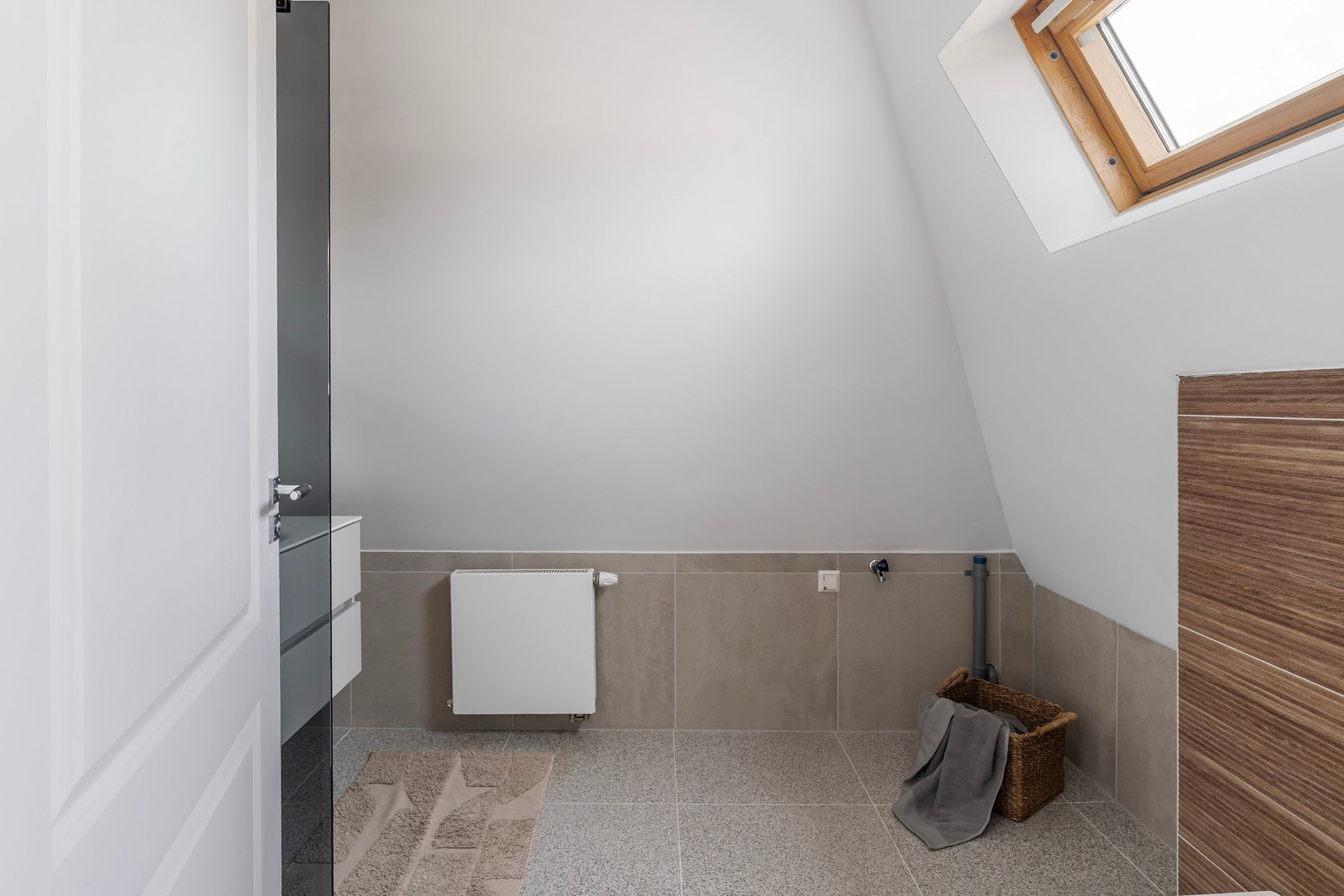 Photo 18 of Fahrenheitstraat 100-B