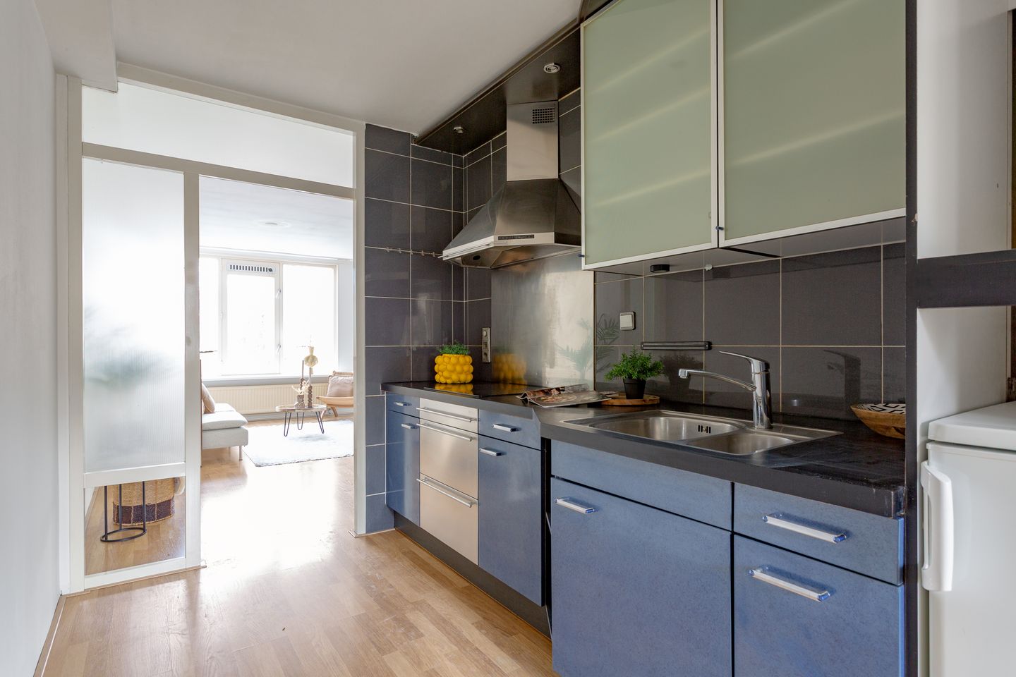 Bright 2/3-Room Apartment with Unobstructed Views and Sunny South-Facing Balcony — 19