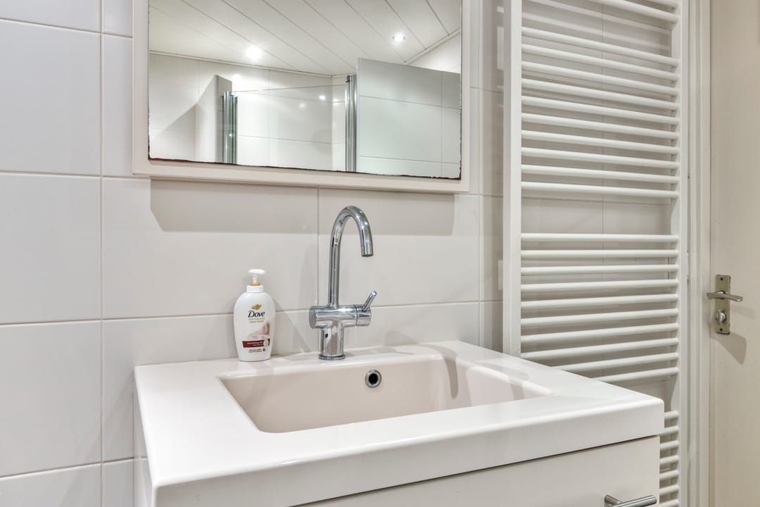 Move-in ready family home with five bedrooms and sunny garden in Aalten center — 23