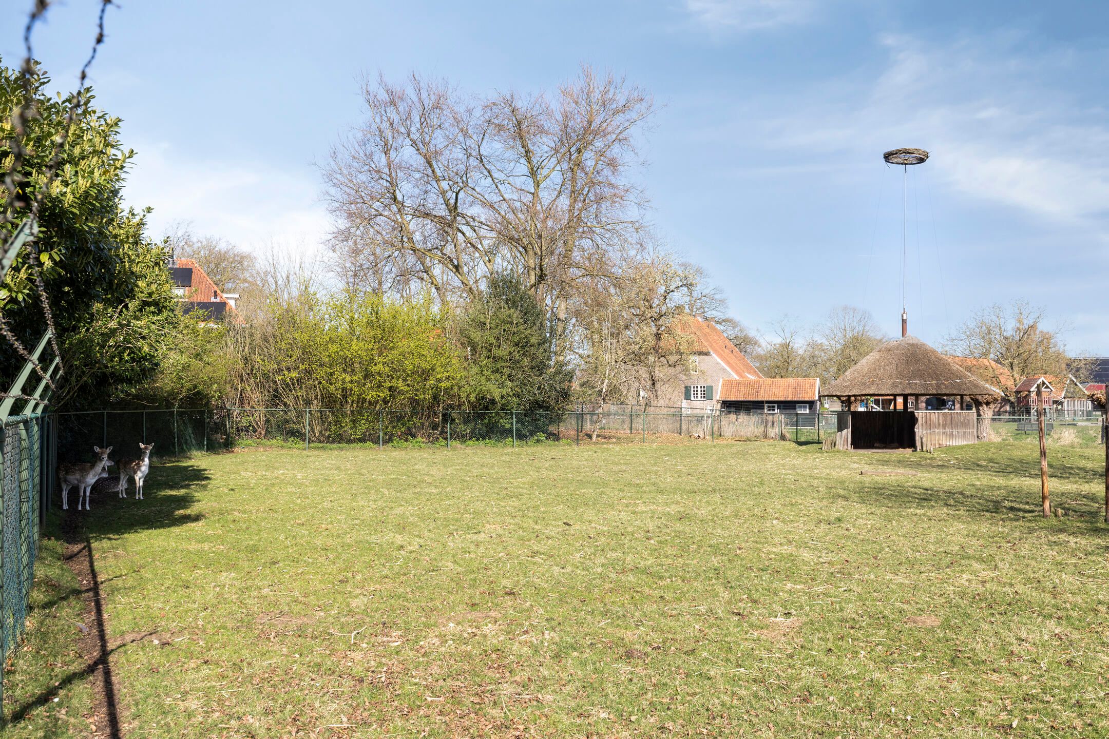 Move-in ready family home with five bedrooms and sunny garden in Aalten center — 42