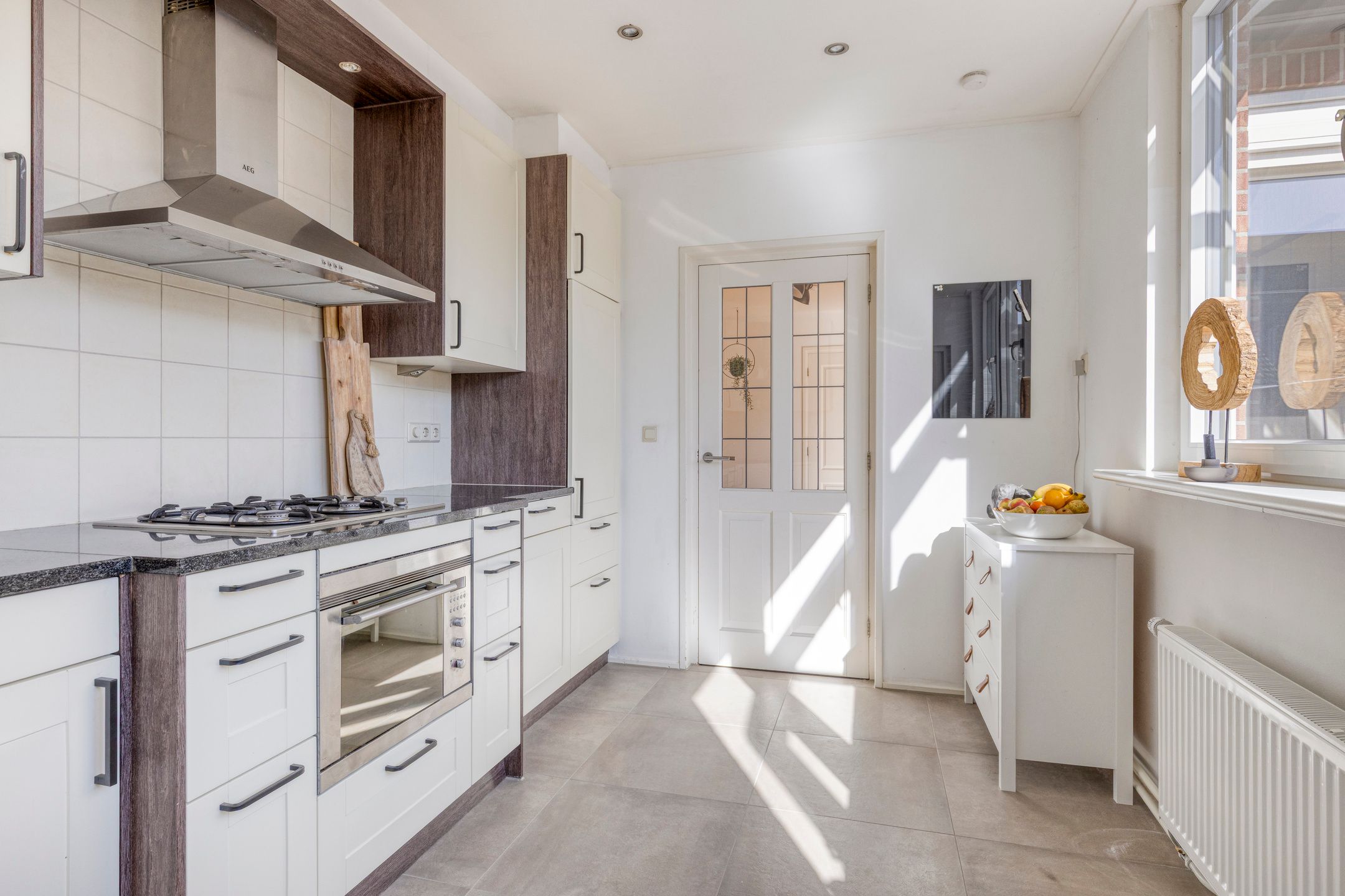 Move-in ready family home with five bedrooms and sunny garden in Aalten center — 12