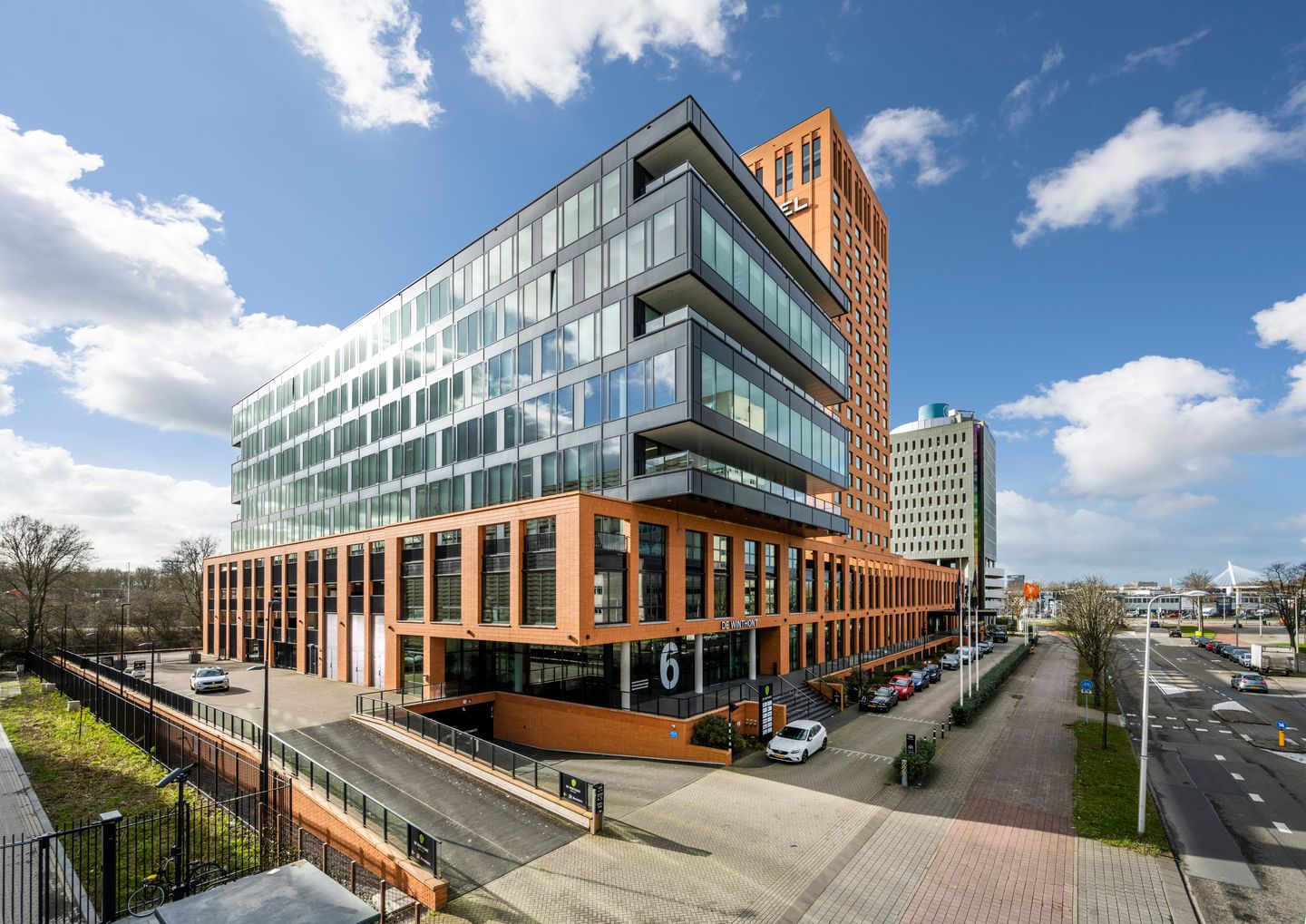 Bekijk foto 1 van Winthontlaan 6