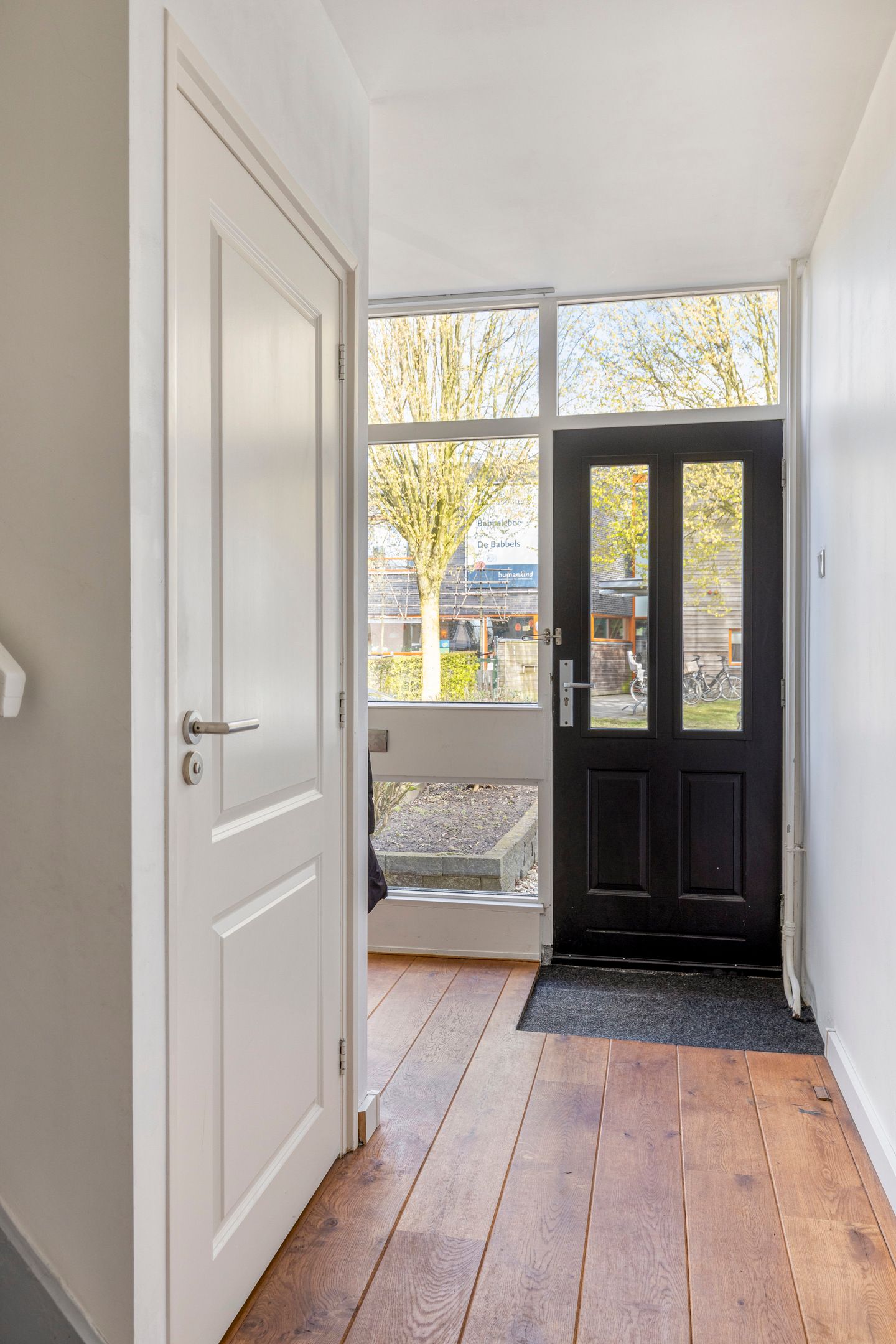 Move-in ready family home with five bedrooms and sunny garden in Aalten center — 15