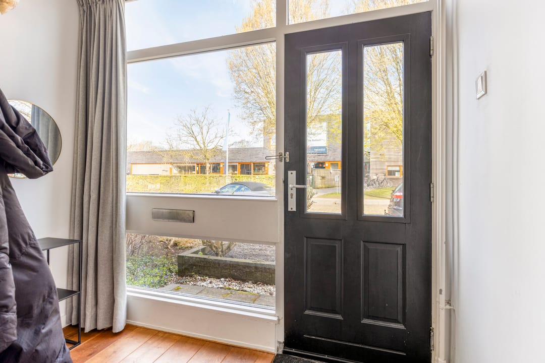 Move-in ready family home with five bedrooms and sunny garden in Aalten center — 38