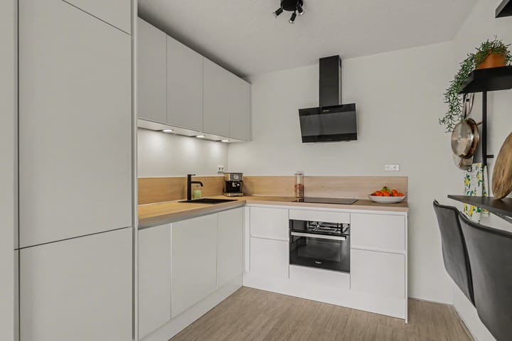 Photo 3 of Voorstraat 187-B