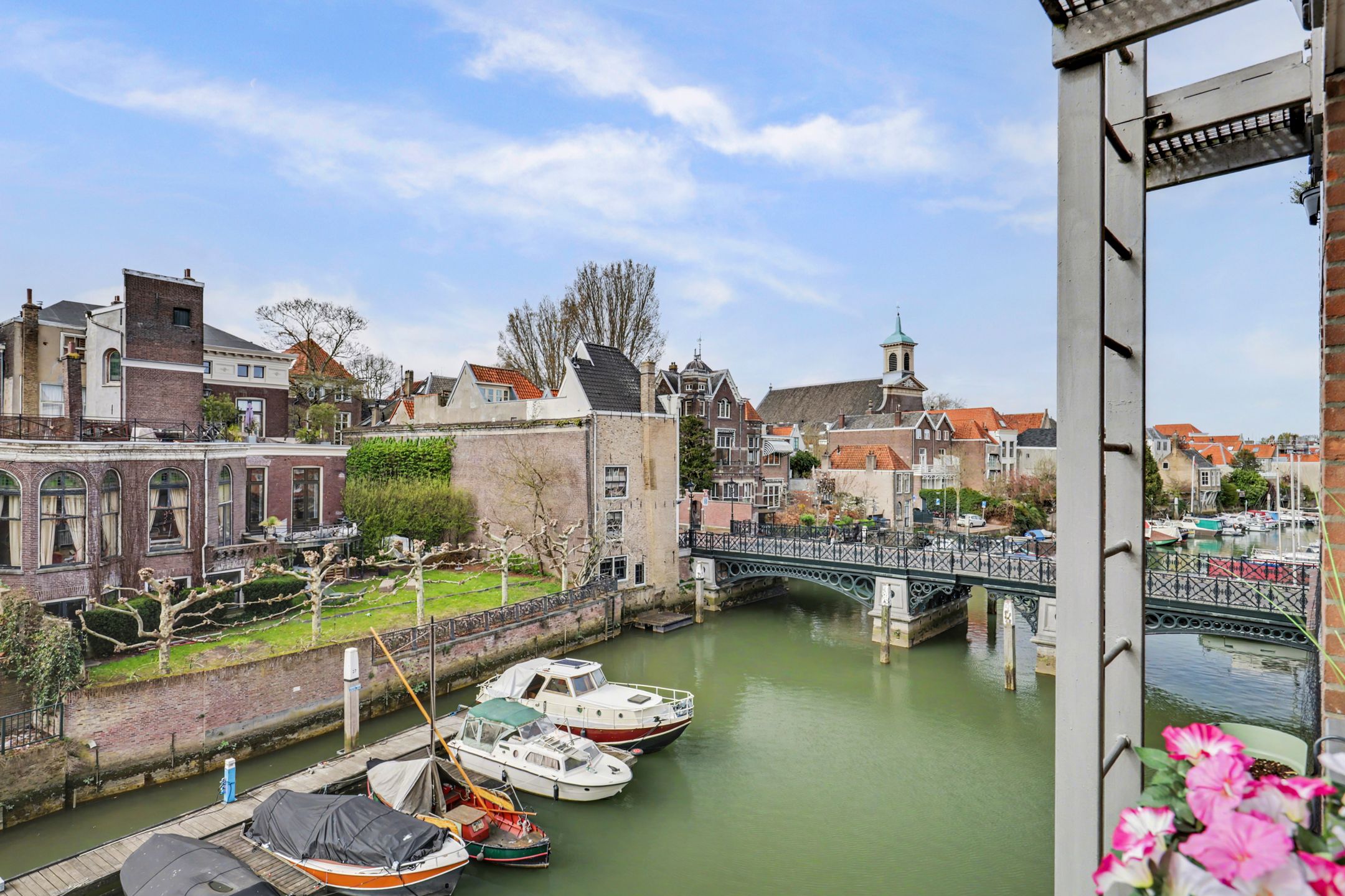 Foto 36 van Voorstraat 187-B