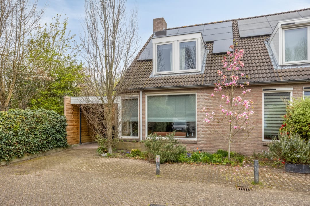 Photo 1 of Kloosterbeemd 46