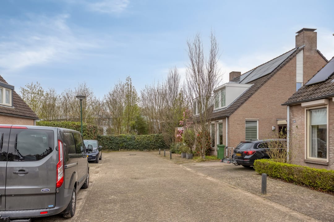 Photo 31 of Kloosterbeemd 46