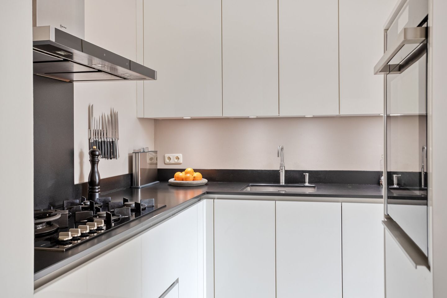 Photo 14 of Kloosterbeemd 46