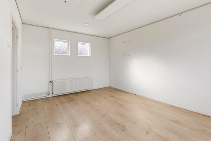 Tussenwoning te koop: Reigerweg 17, Groet