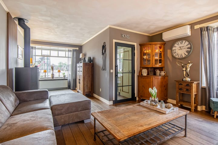 Photo 4 of Buurtlaan west 51