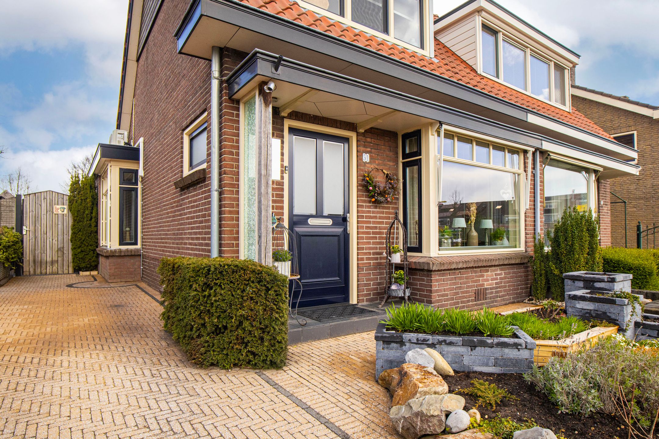 Photo 42 of Buurtlaan west 51