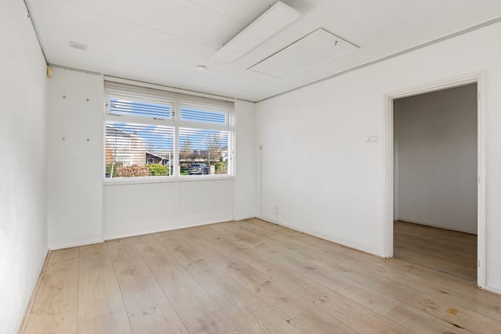 Tussenwoning te koop: Reigerweg 17, Groet
