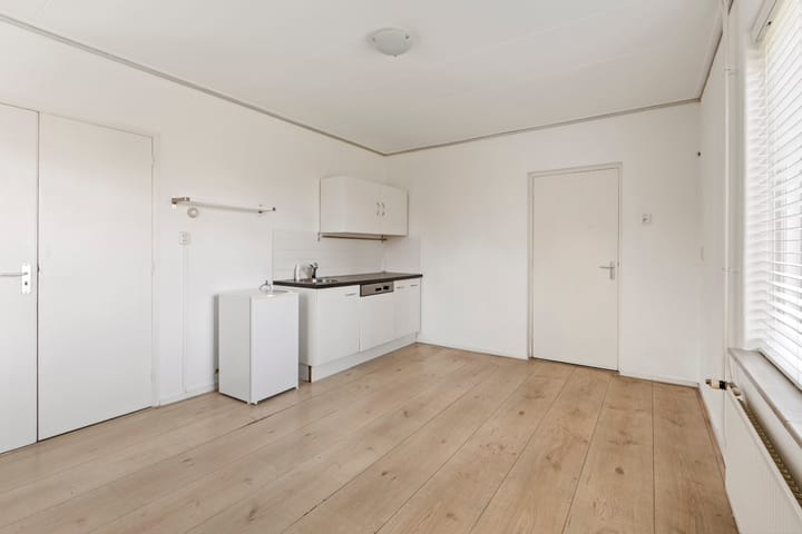 Tussenwoning te koop: Reigerweg 17, Groet