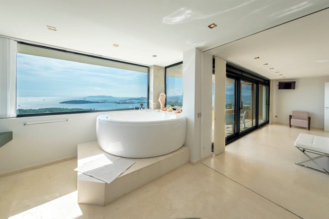 Luxury Villa Papiro with Panoramic Views Near Ibiza Town — 11