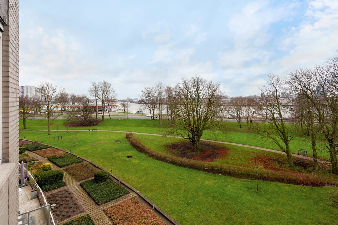 Foto 32 van Oostmaaslaan 824